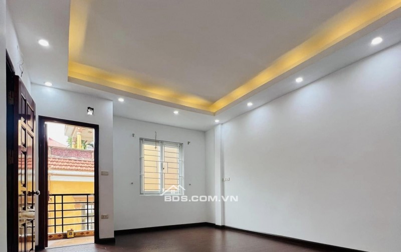 BÁN NHÀ TRẦN CUNG 42M2 – GIÁ HIẾM 4.98 TỶ – 5 TẦNG NGÕ THOÁNG